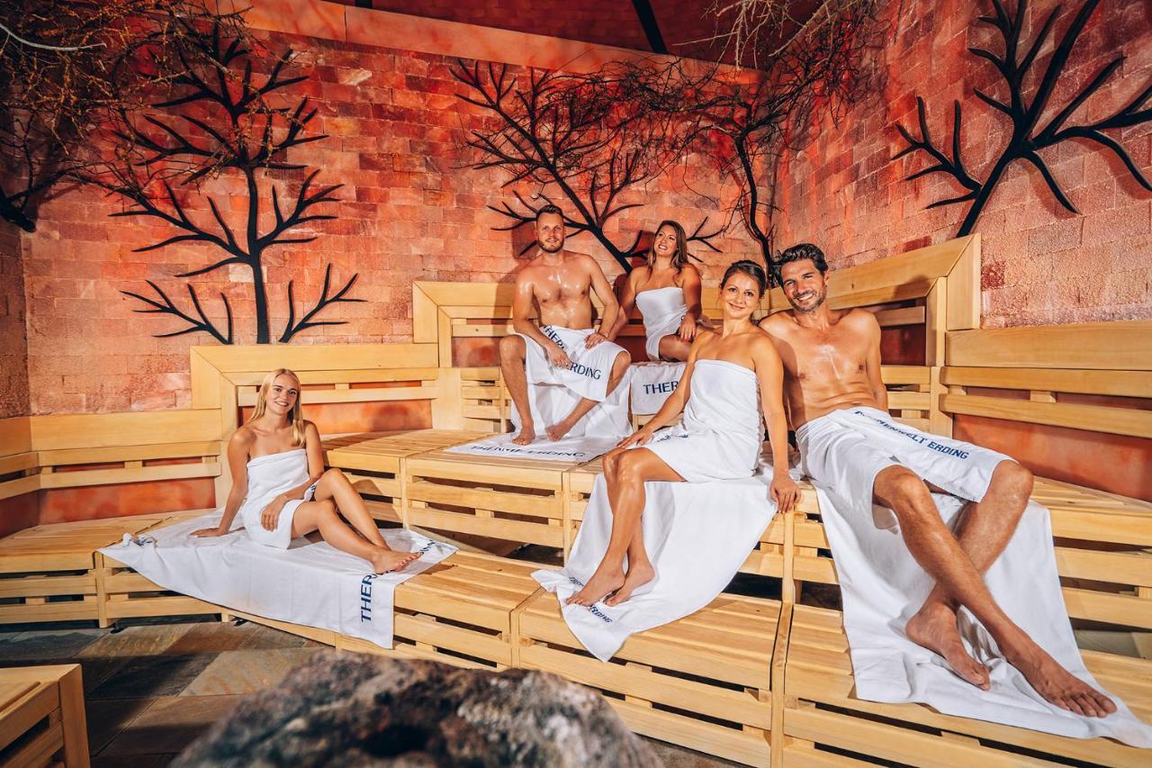 ホテル ヌマホフ エルディング エクステリア 写真